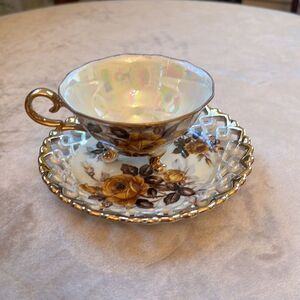 Royal Sealy Japan *Opalescent* Yellow Rose TeaCup & Saucer Open Edge Heavy Gold